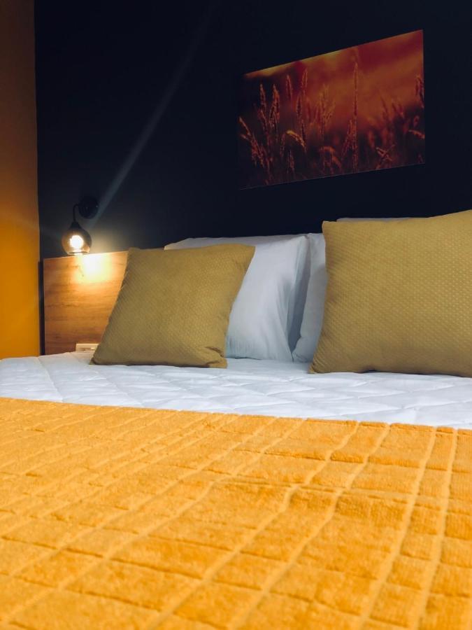 Urban Corner Apartment บิโตลา ภายนอก รูปภาพ