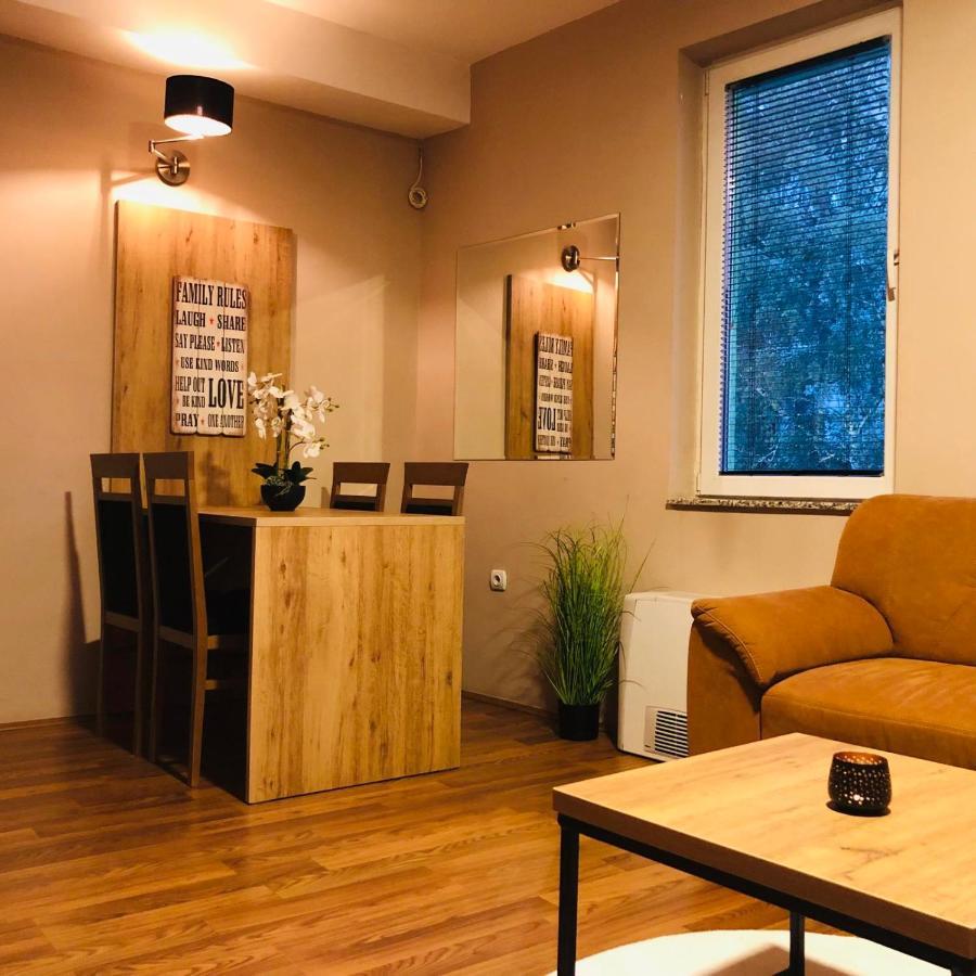Urban Corner Apartment บิโตลา ภายนอก รูปภาพ