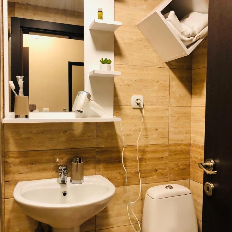 Urban Corner Apartment บิโตลา ภายนอก รูปภาพ