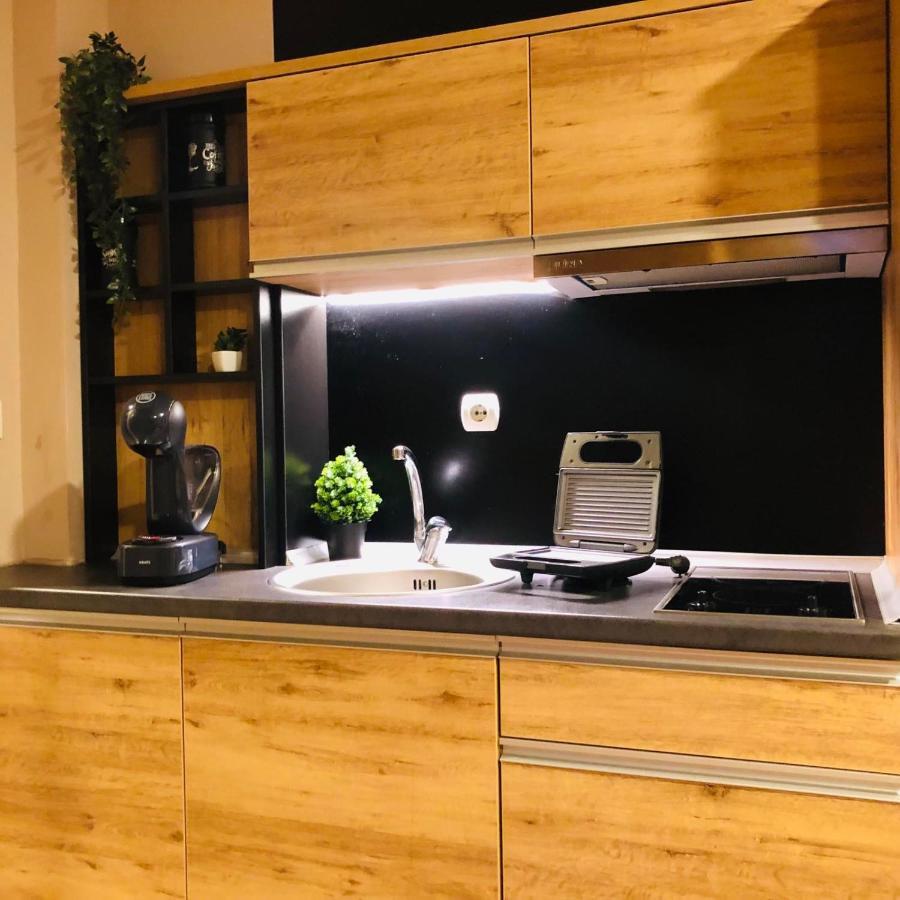 Urban Corner Apartment บิโตลา ภายนอก รูปภาพ