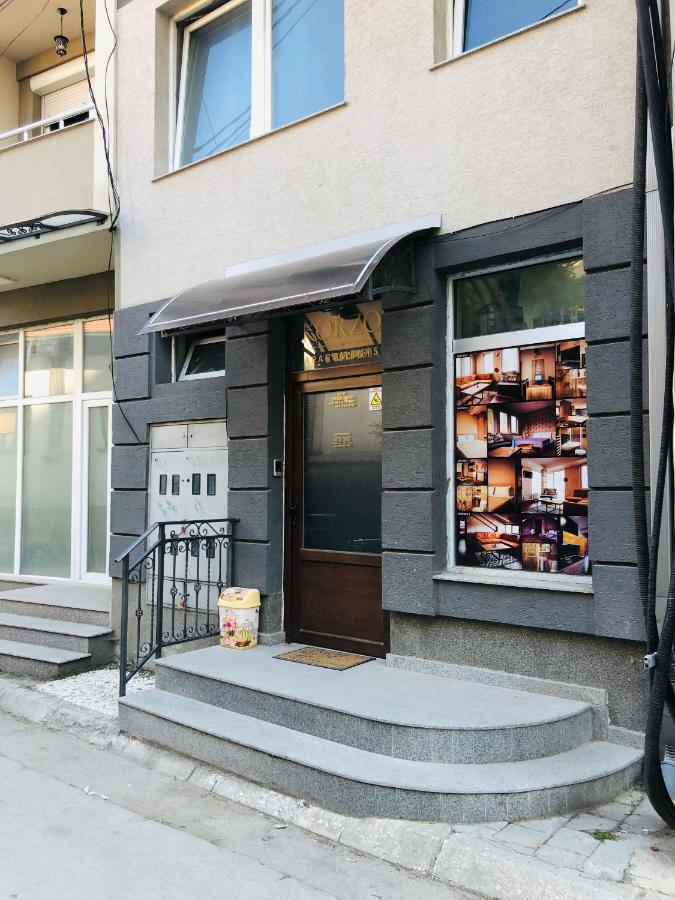 Urban Corner Apartment บิโตลา ภายนอก รูปภาพ