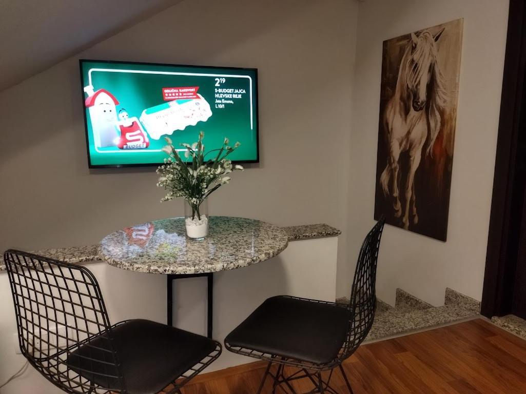 Urban Corner Apartment บิโตลา ภายนอก รูปภาพ